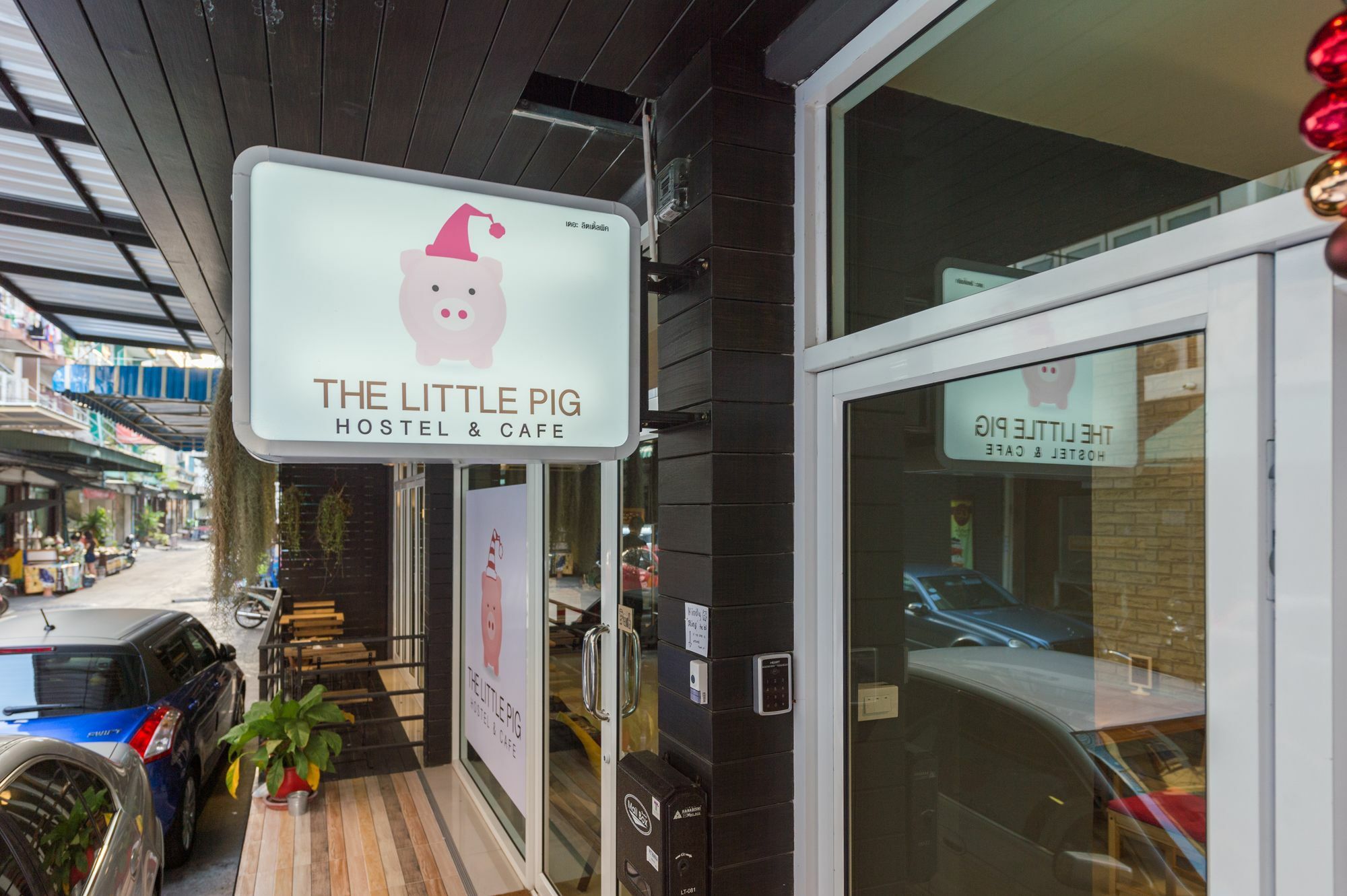 The Little Pig Sukhumvit Hotel Bangkok Eksteriør billede